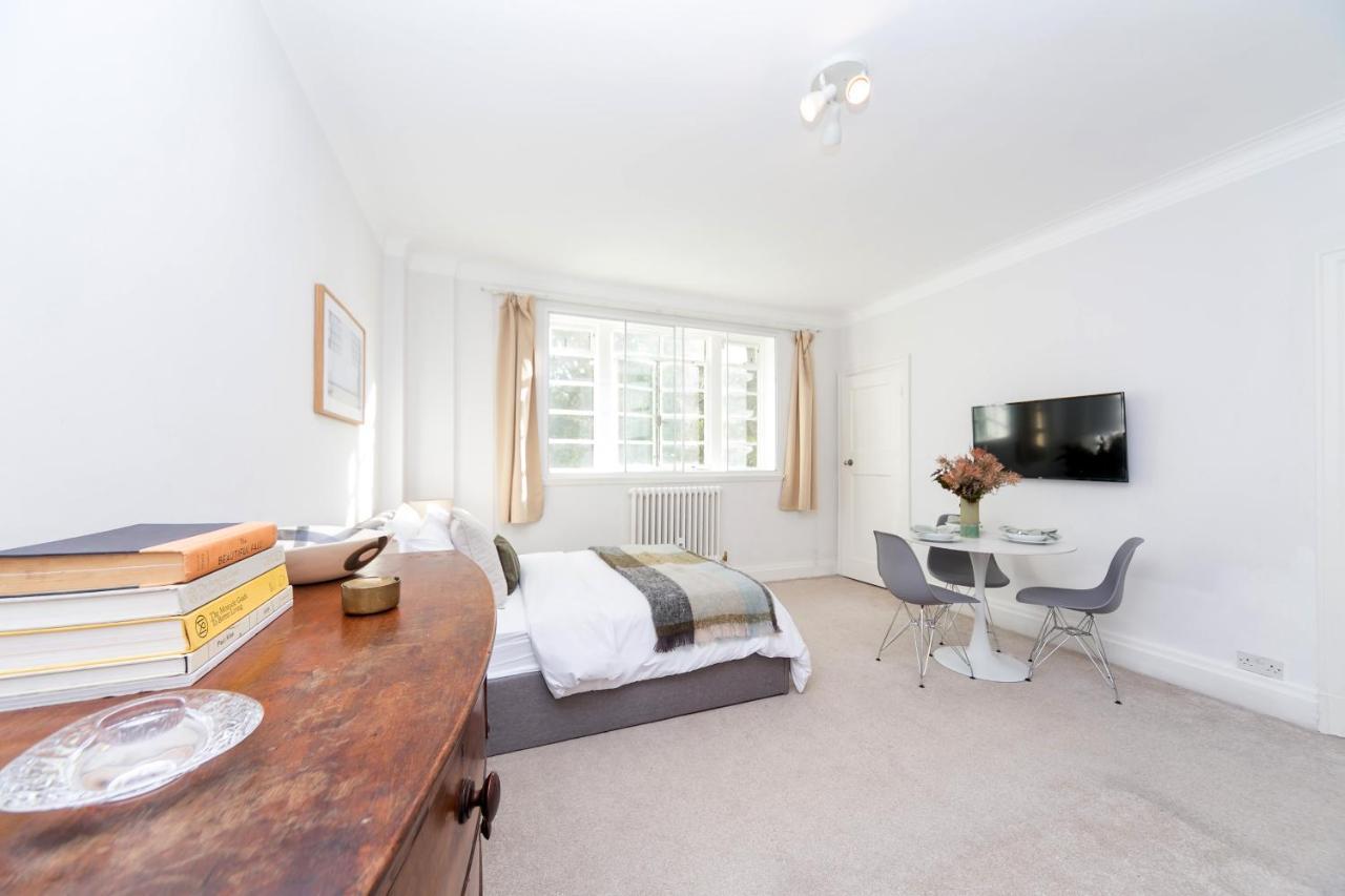 Beautifully Presented Centrally Located Studio Apartment London Eksteriør bilde